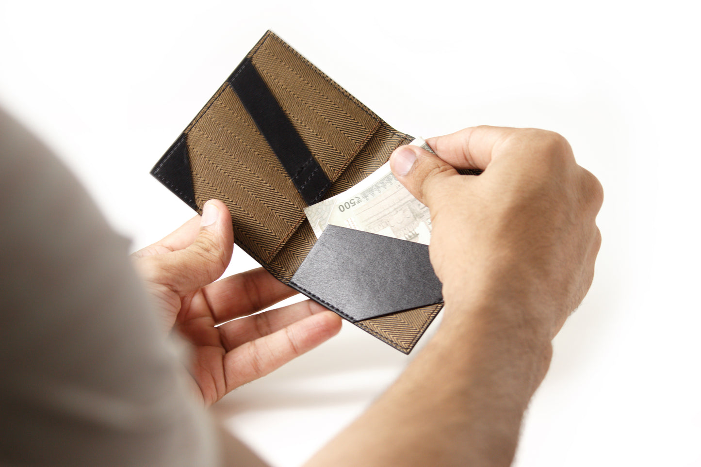 Diagonal Wallet