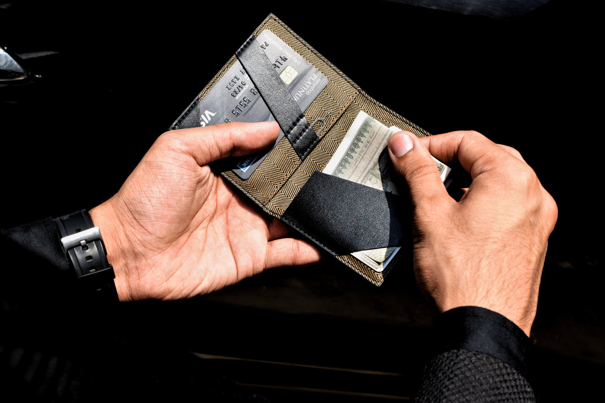 Diagonal Wallet